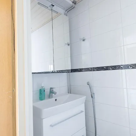 2ndhomes Mikonkatu Next To Railway Station شقة هلسنكي
