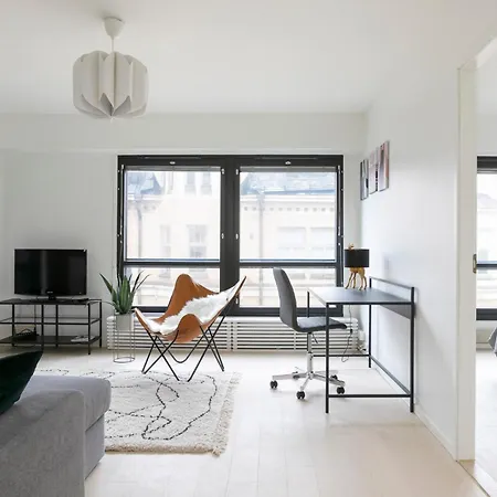 2ndhomes Mikonkatu Next To Railway Station شقة