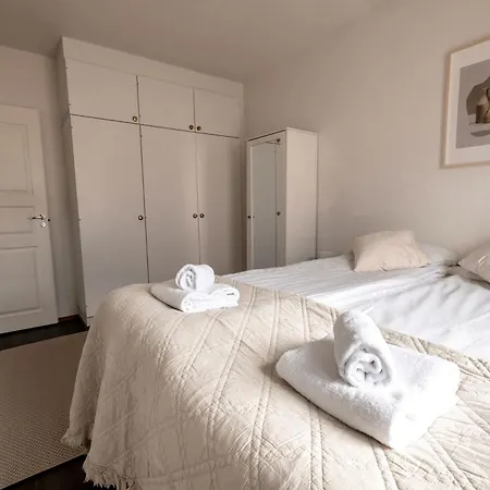 --2ndhomes Mikonkatu Next To Railway Station--